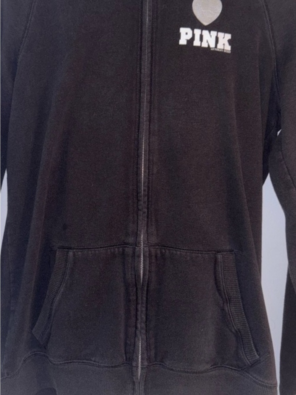 VS PINK RAIDERS HOODIE
